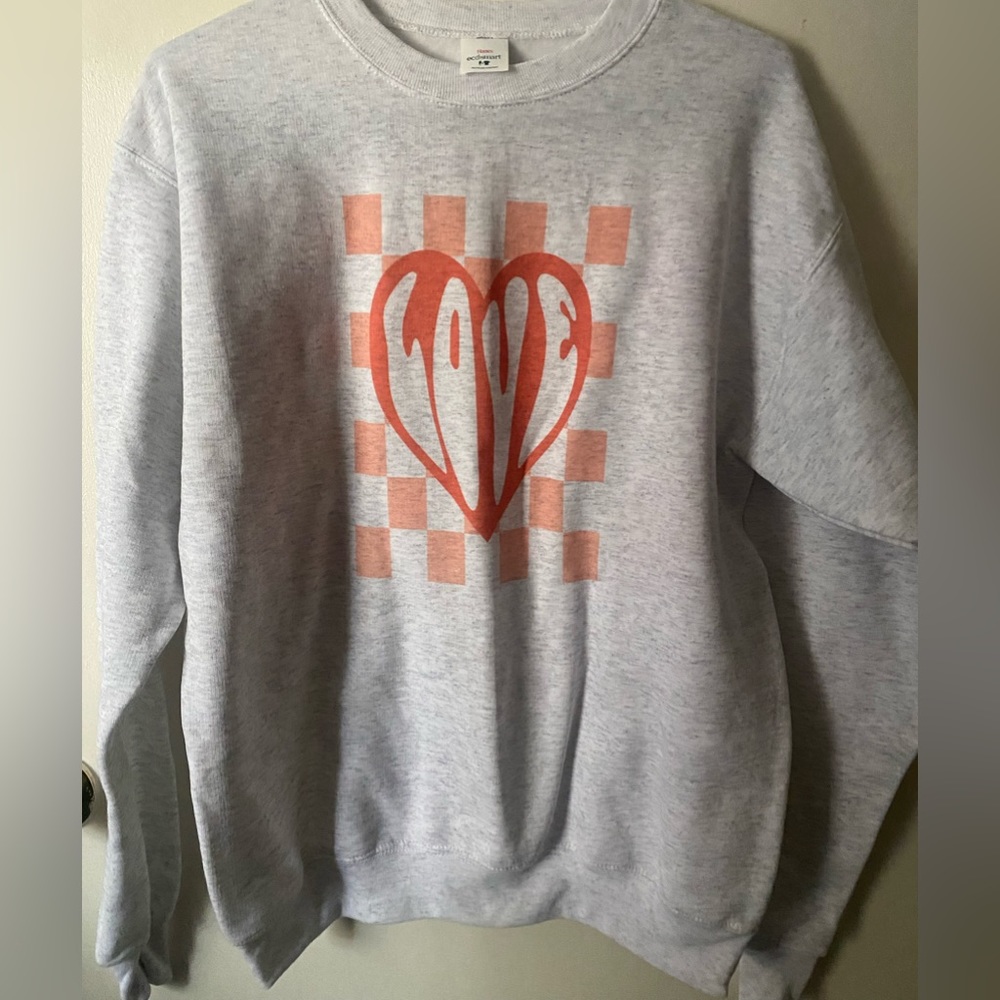 Love sweatshirt
